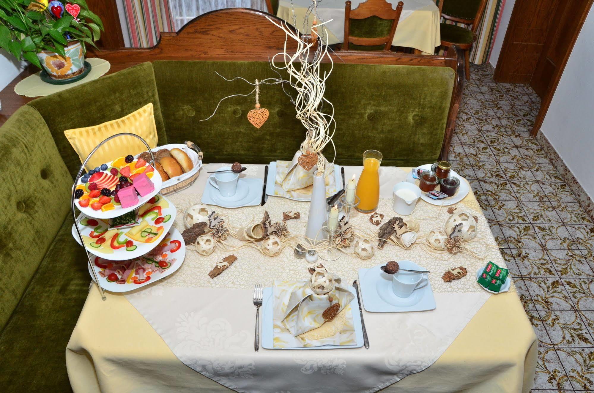 Haus Elisabeth Bed & Breakfast Muhlbach Am Hochkonig Bagian luar foto